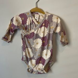 Kate Quinn long sleeve bodysuit 0-3 Months